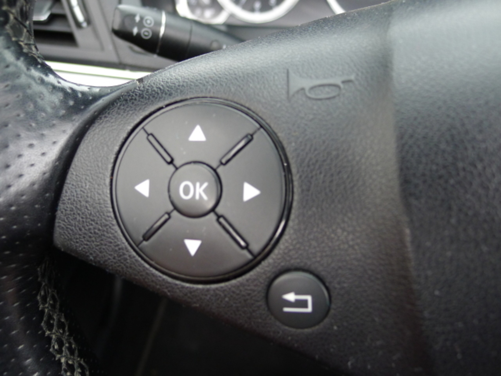 Mercedes-Benz Třídy E 24