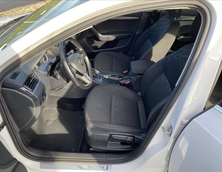 Škoda Octavia Liftback 1,6 l 85 kw