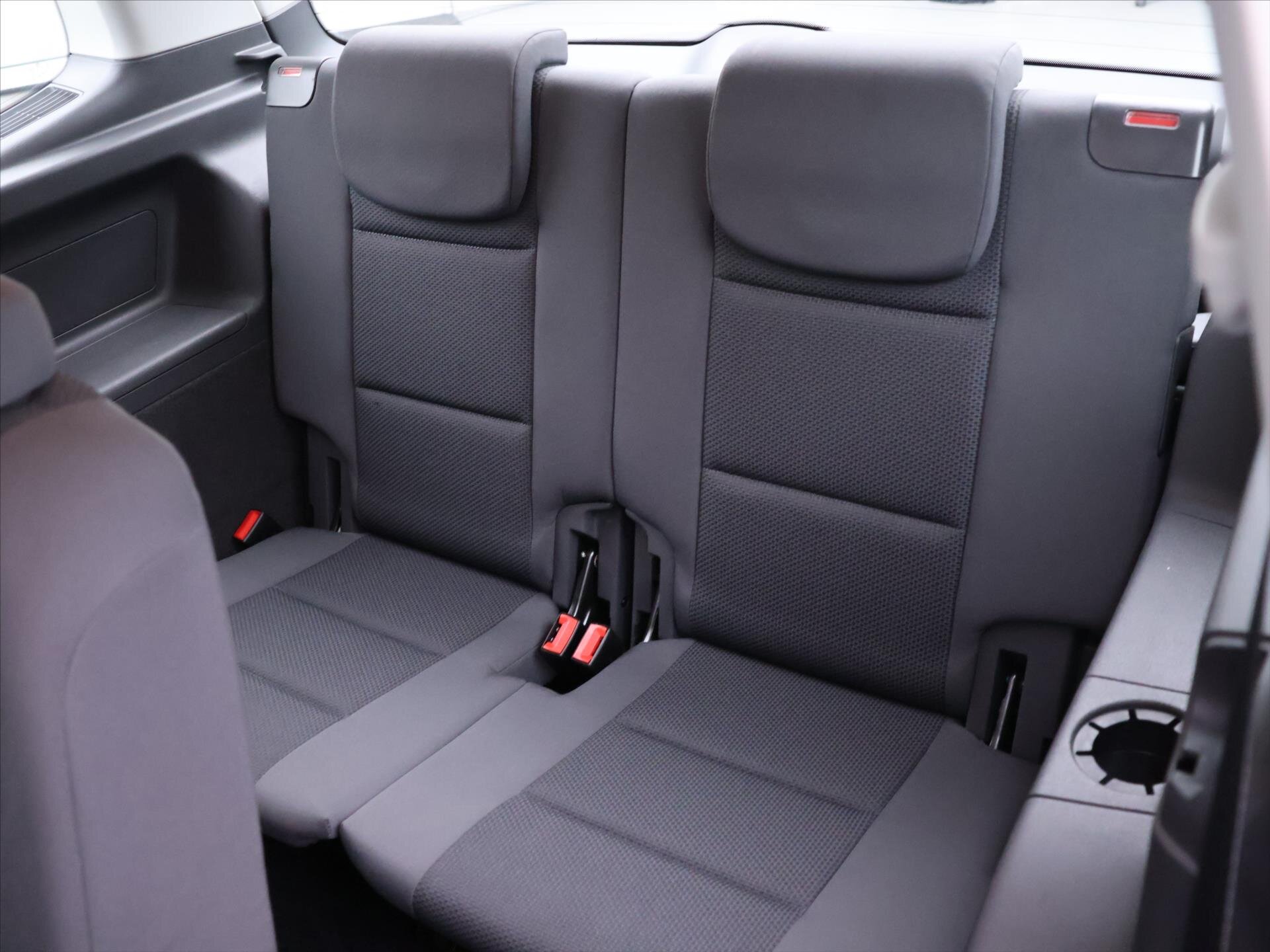 Volkswagen Touran MPV 1,6 l 77 kw