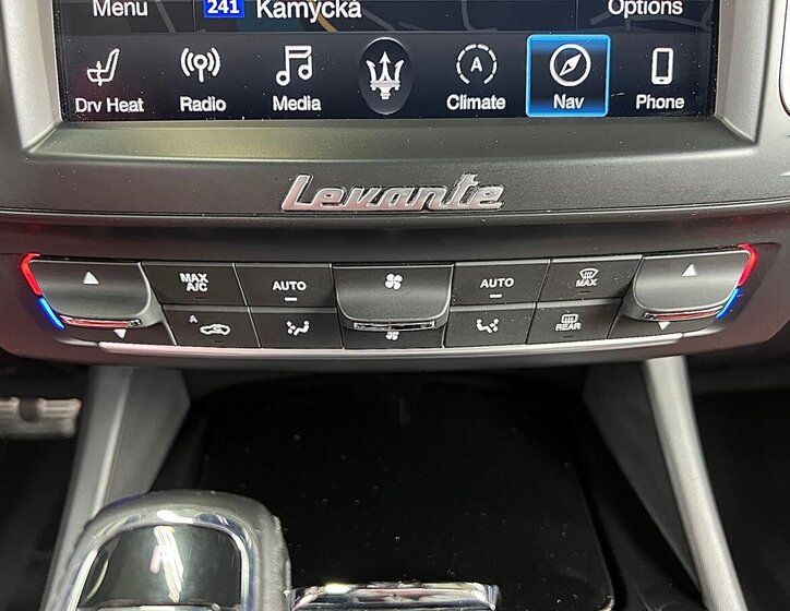 Maserati Levante SUV / Terénní 3,0 l 316 kw