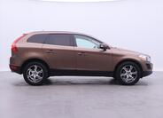 Volvo XC60 8