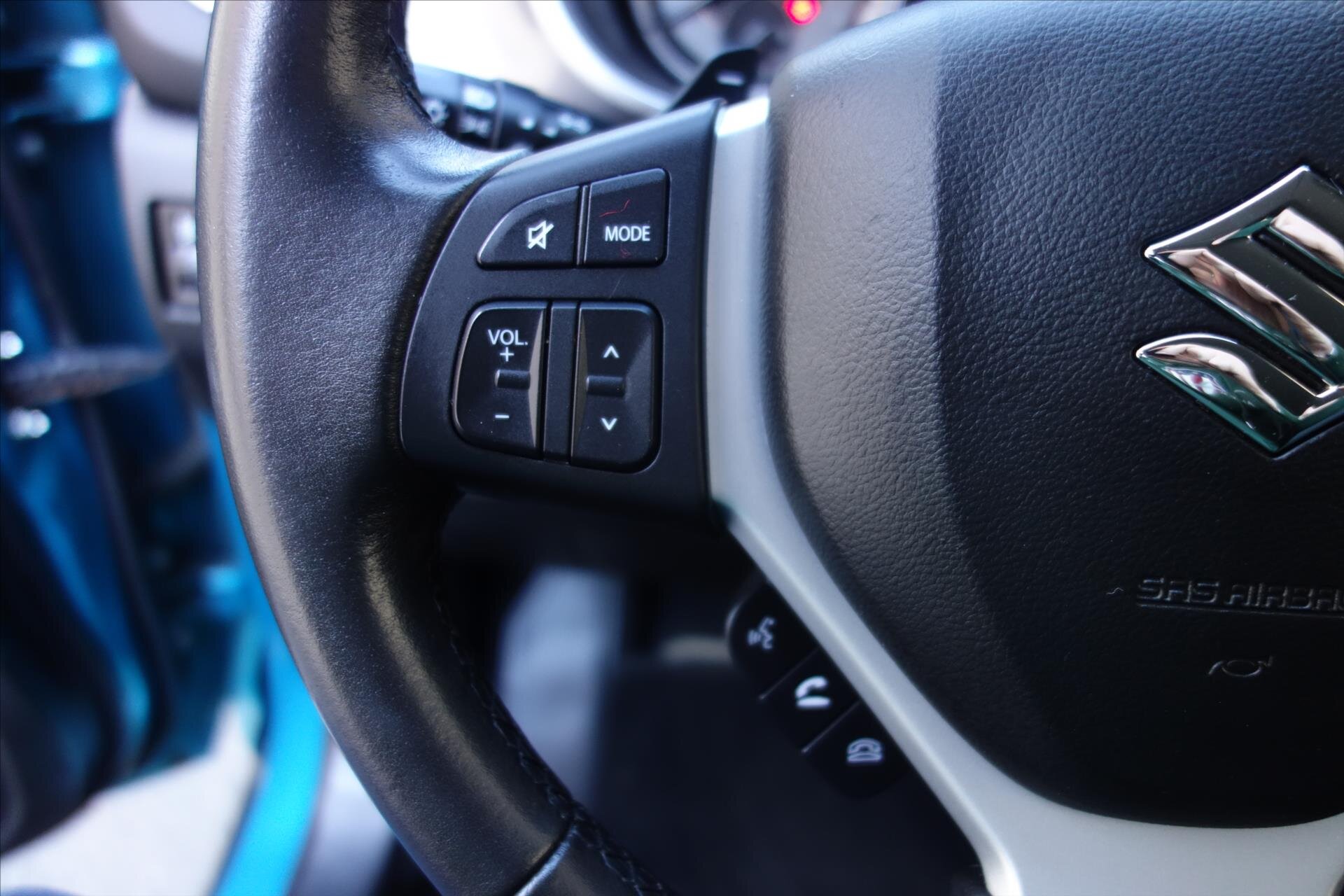 Suzuki Vitara SUV 1,4 l 103 kw