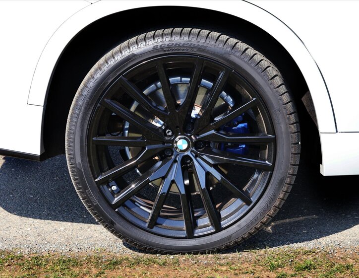 BMW X5 SUV / Terénní 3,0 l 250 kw