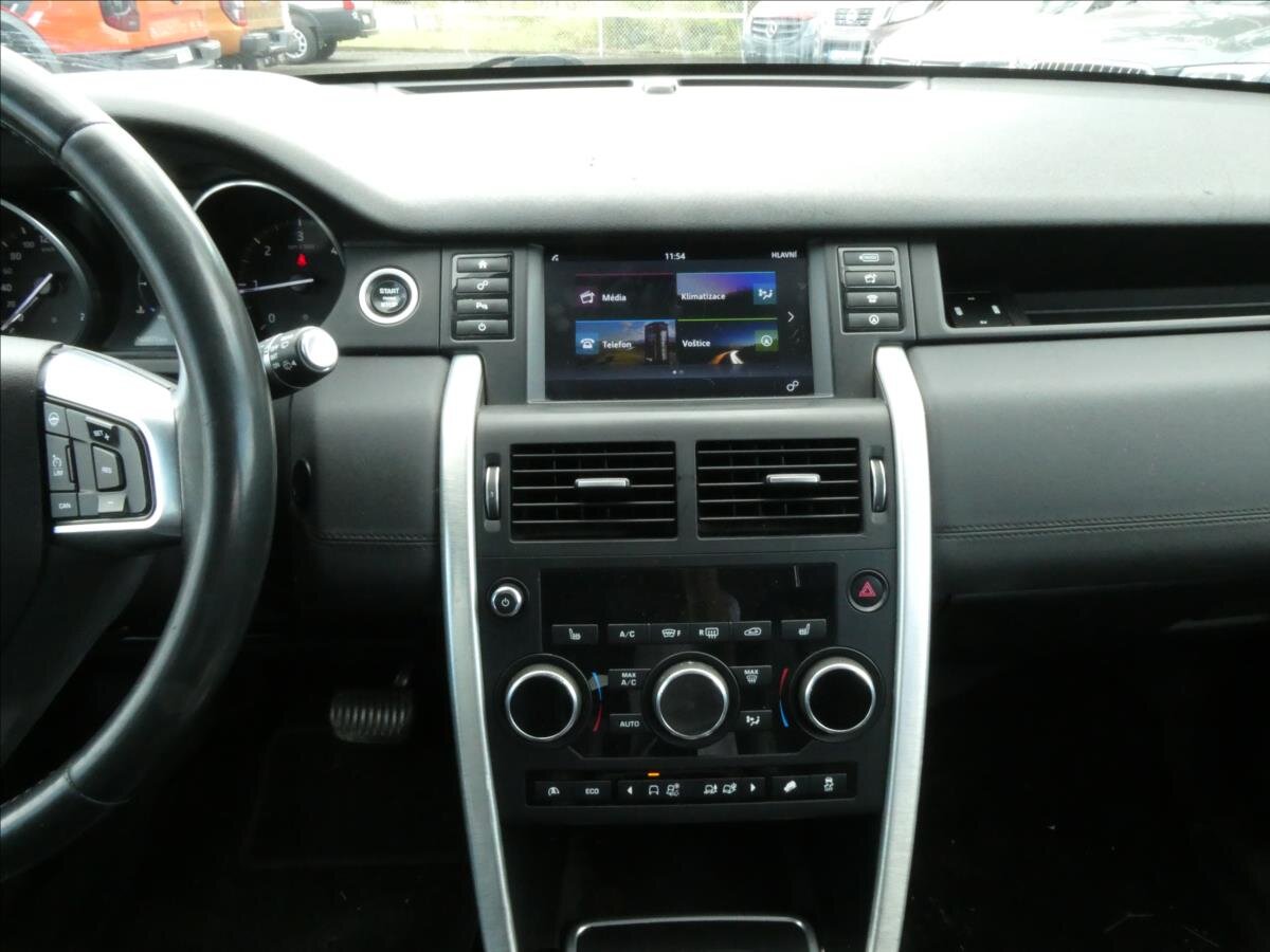 Land Rover Discovery Sport SUV 2,0 l 110 kw