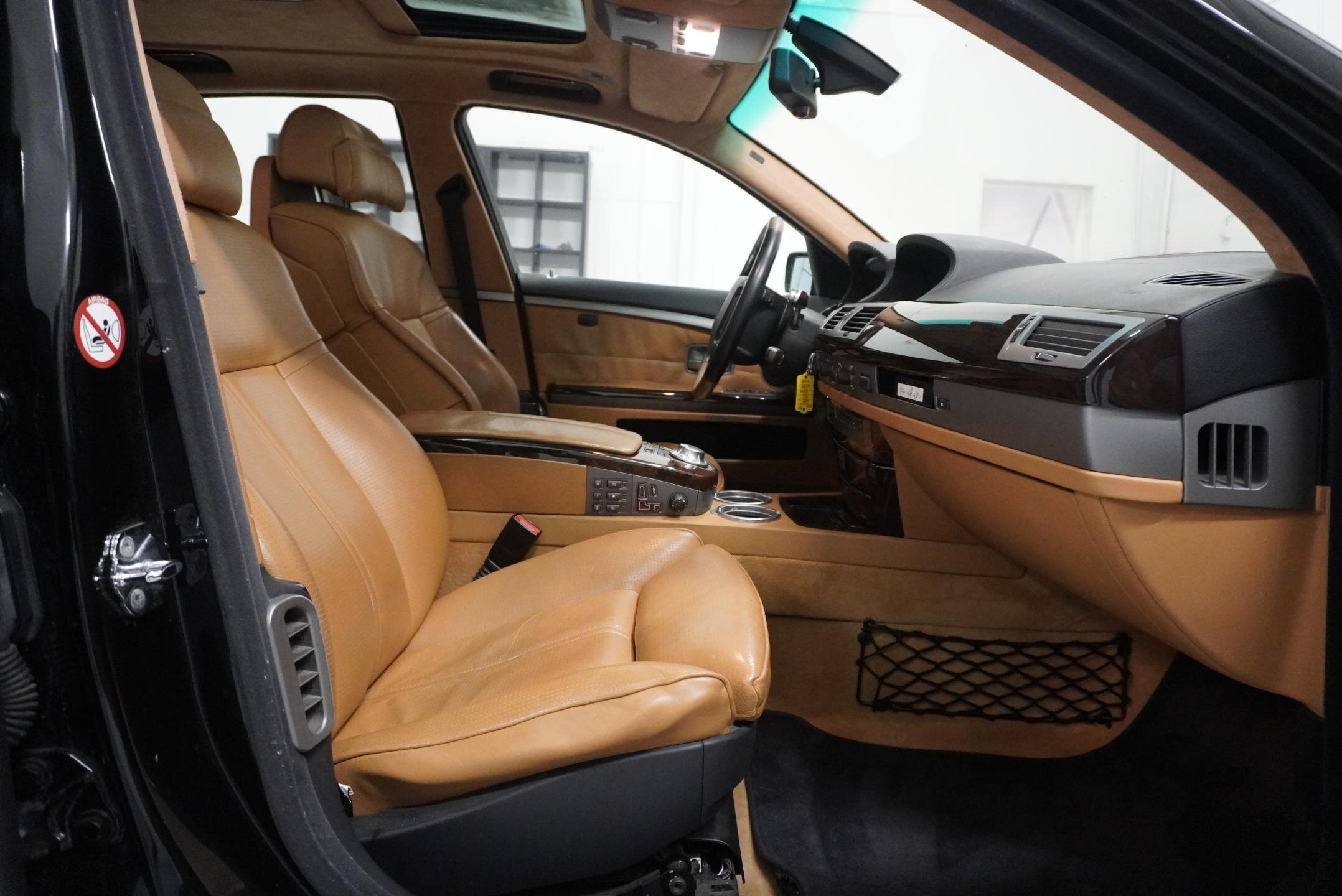 BMW Řada 7 Sedan 6,0 l 327 kw