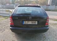 Mercedes-Benz Třídy C 9