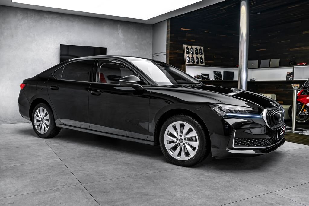 Škoda Superb Sedan / Limuzína 2,0 l 110 kw