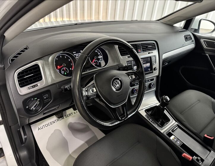 Volkswagen Golf Hatchback 1,4 l 81 kw