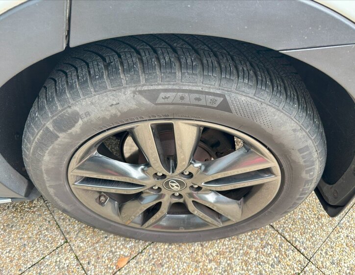 Hyundai Santa Fe Kombi 2,2 l 145 kw