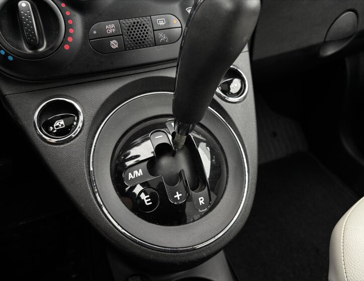 Fiat 500 Hatchback 1,2 l 51 kw