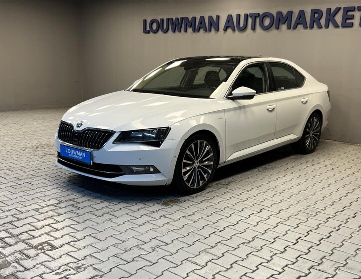 Škoda Superb 1