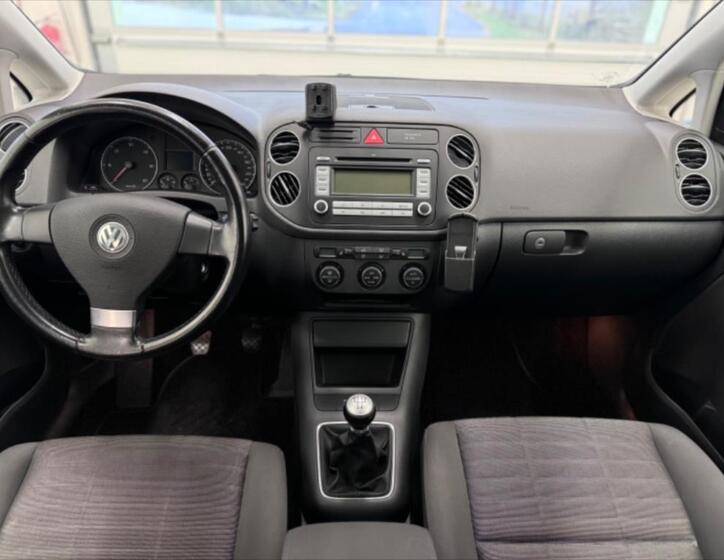 Volkswagen Golf Plus 11