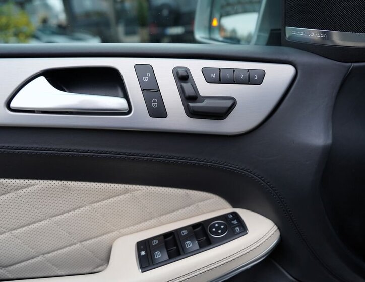 Mercedes-Benz GL SUV 3,0 l 190 kw