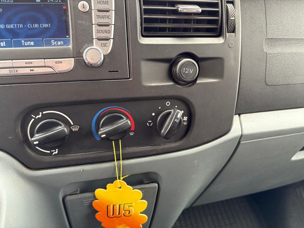 Ford Transit Kombi 2,4 l 103 kw