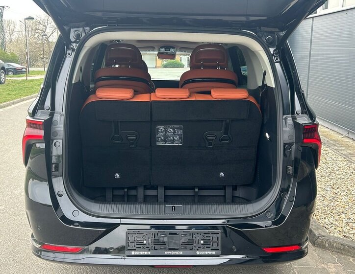 Dongfeng Ostatní MPV 1,5 l 255 kw