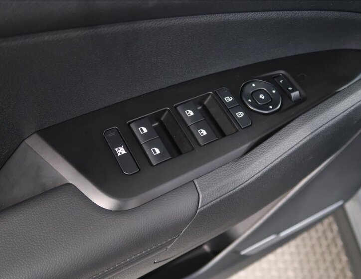 KIA Sportage SUV 1,6 l 110 kw