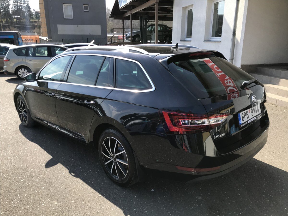 Škoda Superb Kombi 2,0 l 140 kw