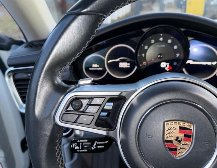 Porsche Panamera Hatchback 2,9 l 243 kw