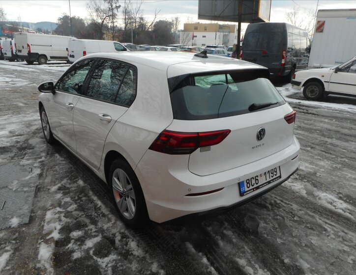 Volkswagen Golf Hatchback 1,5 l 96 kw