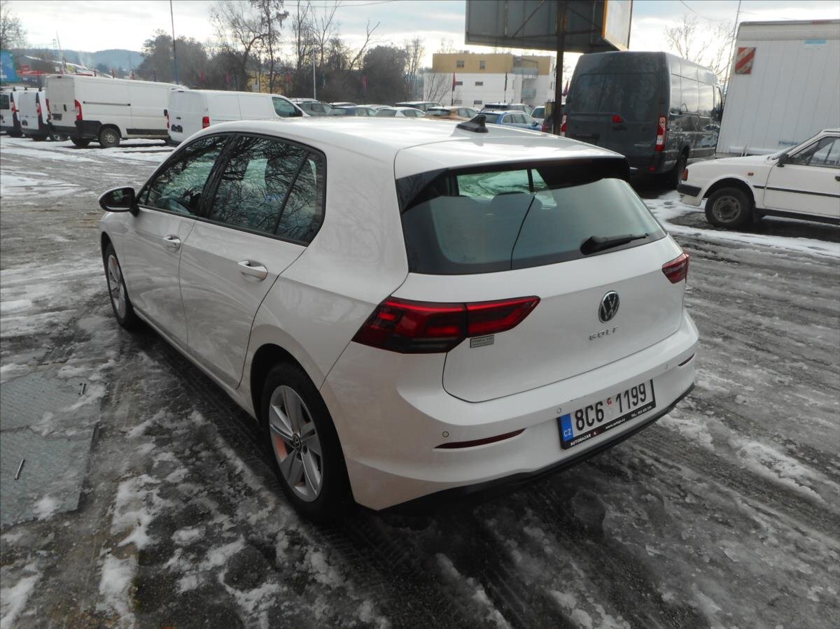 Volkswagen Golf Hatchback 1,5 l 96 kw