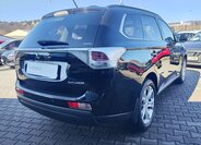 Mitsubishi Outlander SUV / Terénní 2,3 l 110 kw