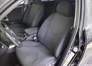 Toyota RAV4 SUV 2,0 l 112 kw