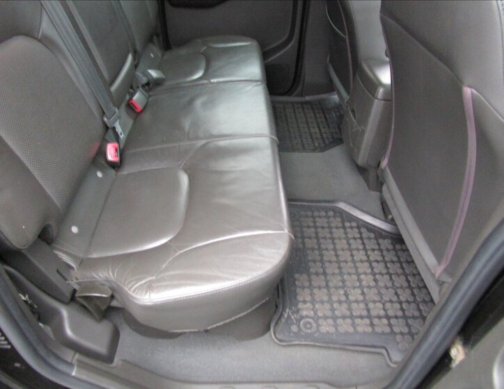 Nissan Navara Ostatní 2,5 l 126 kw