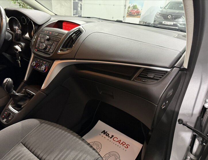 Opel Zafira MPV 1,4 l 103 kw