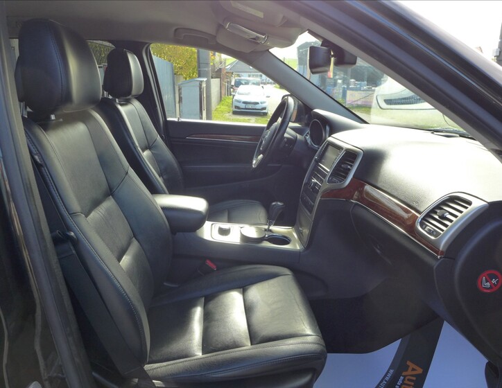 Jeep Grand Cherokee 39