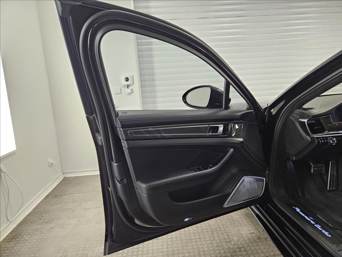 Porsche Panamera Kombi 4,0 l 404 kw