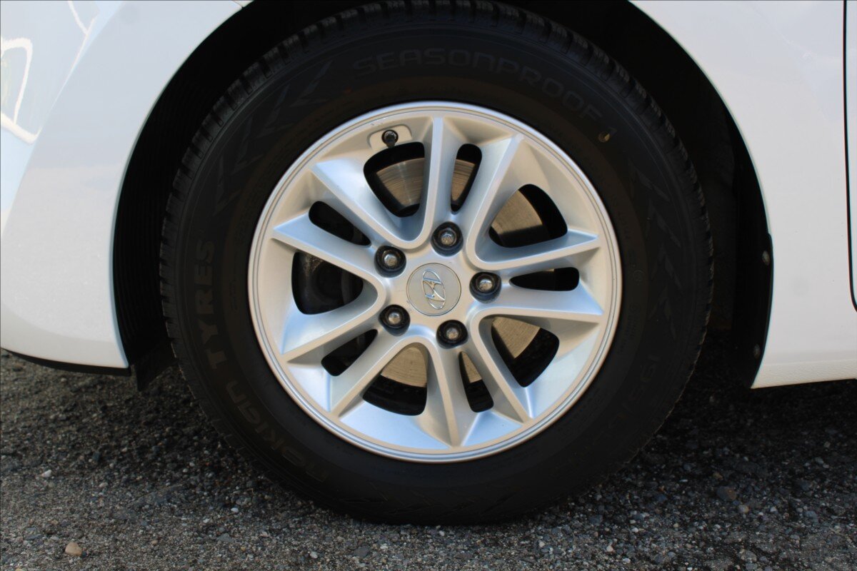 Hyundai i30 Kombi 1,6 l 88 kw