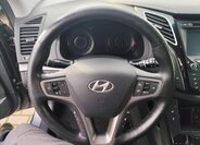 Hyundai i40 12