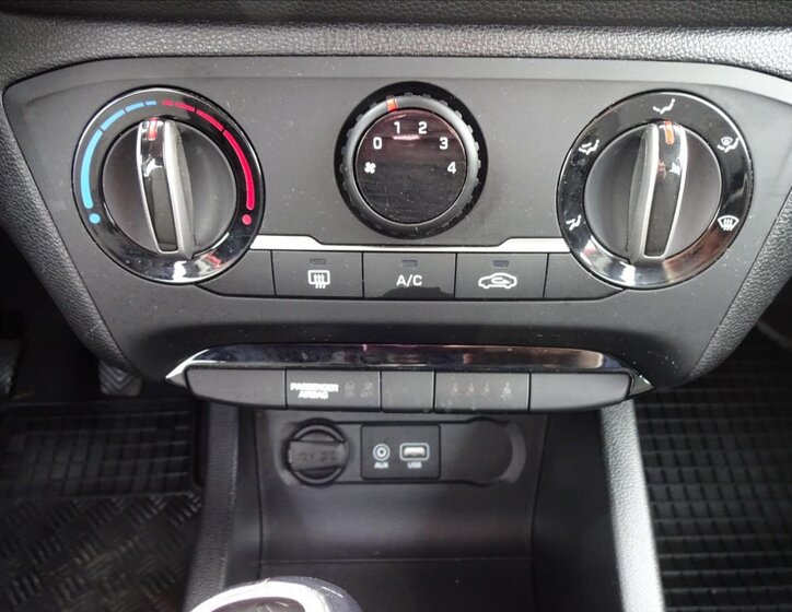 Hyundai i20 Hatchback 1,2 l 55 kw