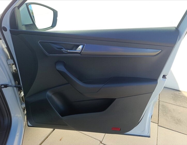 Škoda Karoq SUV / Terénní 2,0 l 110 kw