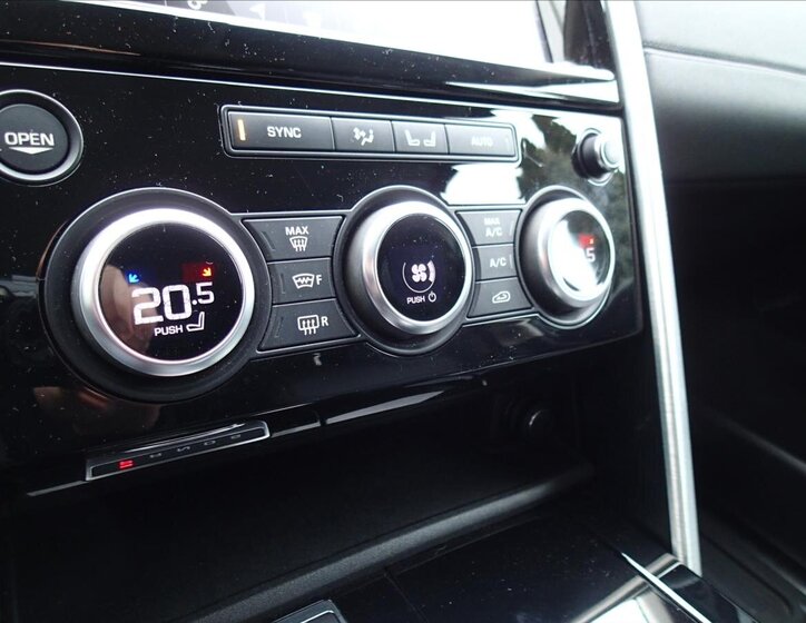 Land Rover Discovery SUV / Terénní 2,0 l 132 kw