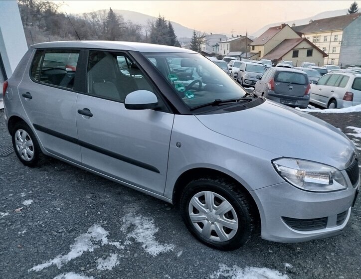 Škoda Fabia Hatchback 1,2 l 44 kw