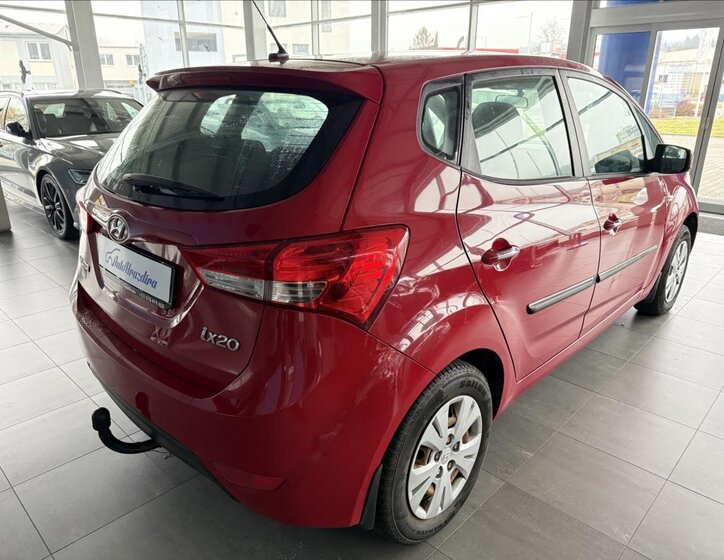 Hyundai ix20 6