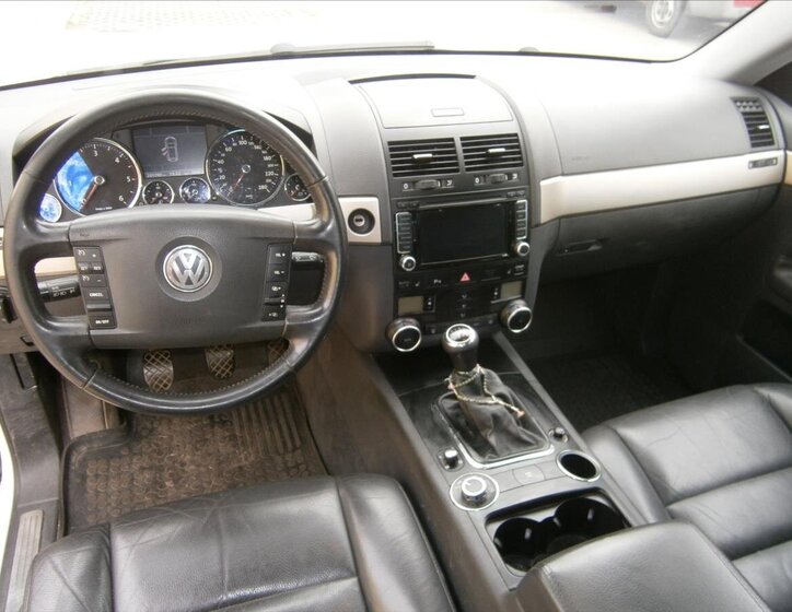 Volkswagen Touareg 10