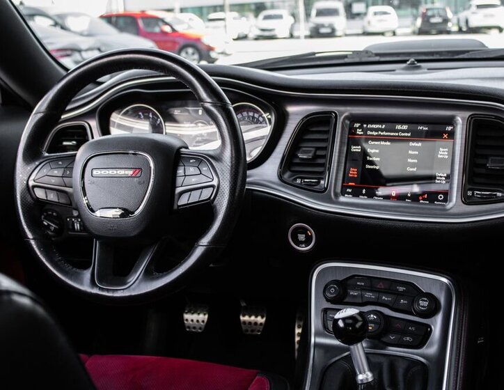 Dodge Challenger Kupé 5,7 l 277 kw