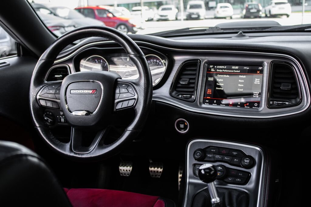 Dodge Challenger Kupé 5,7 l 277 kw