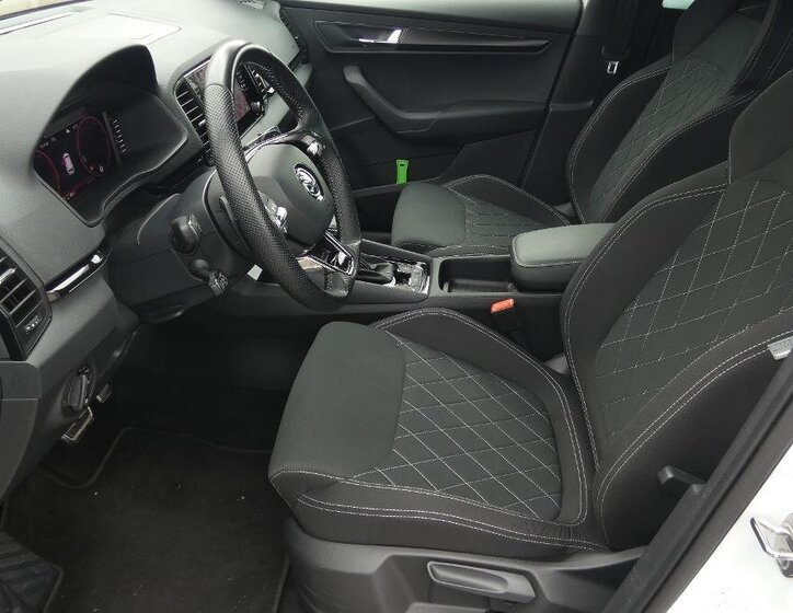 Škoda Karoq SUV / Terénní 2,0 l 110 kw