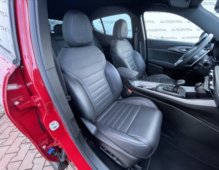 Alfa Romeo Tonale SUV 1,5 l 118 kw