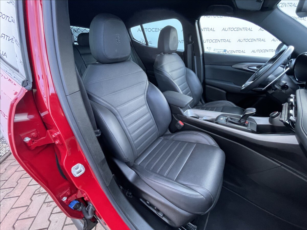 Alfa Romeo Tonale SUV 1,5 l 118 kw