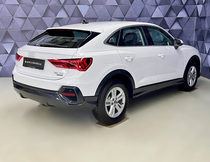 Audi Q3 SUV / Terénní 2,0 l 110 kw