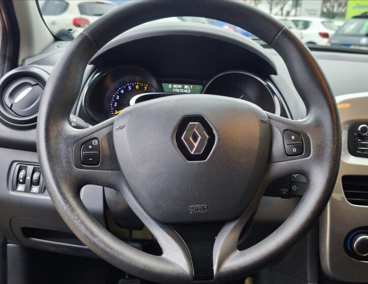 Renault Clio Hatchback 1,1 l 54 kw