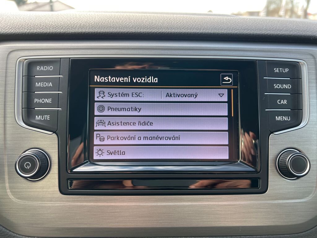 Volkswagen Golf Sportsvan MPV 1,2 l 63 kw