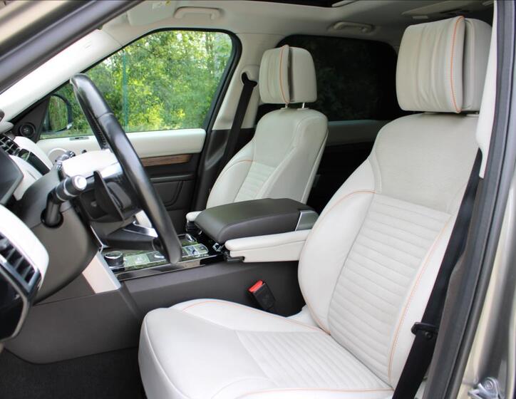 Land Rover Discovery 18