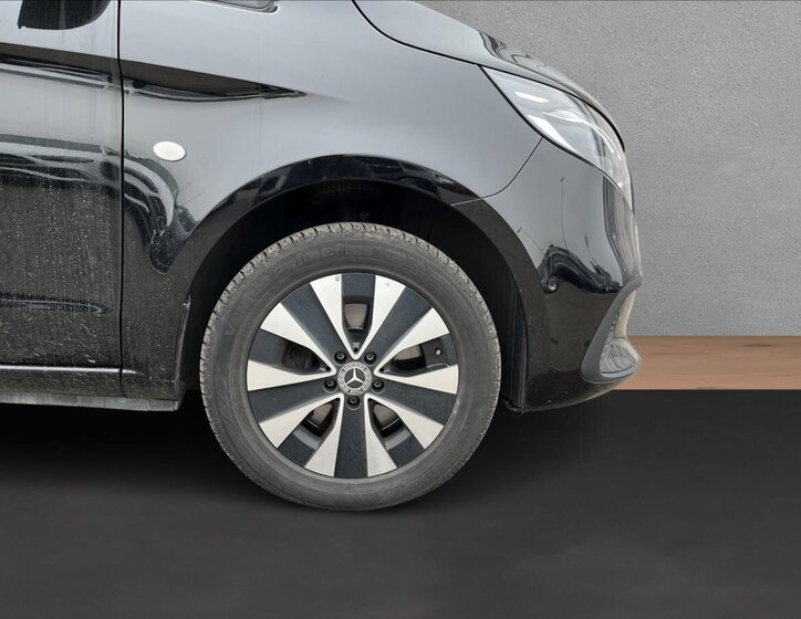 Mercedes-Benz Vito 24