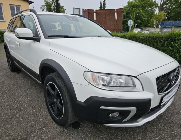 Volvo XC70 3