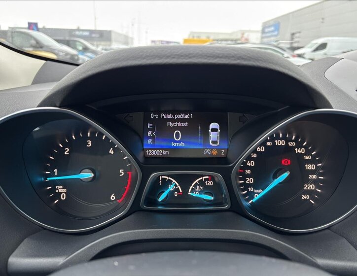 Ford Kuga SUV 2,0 l 110 kw